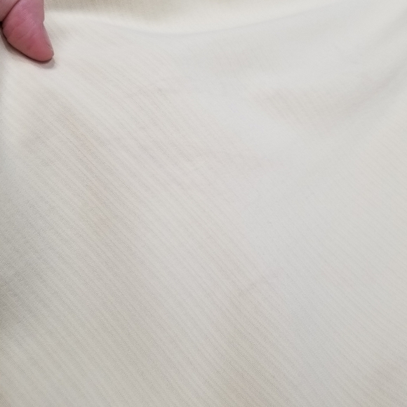 Tommy Bahama Large silk button down little yellowish cream - Picture 4 of 11